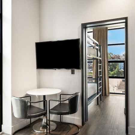 Waymore'S Guest House & Casual Club Нэшвилл Экстерьер фото